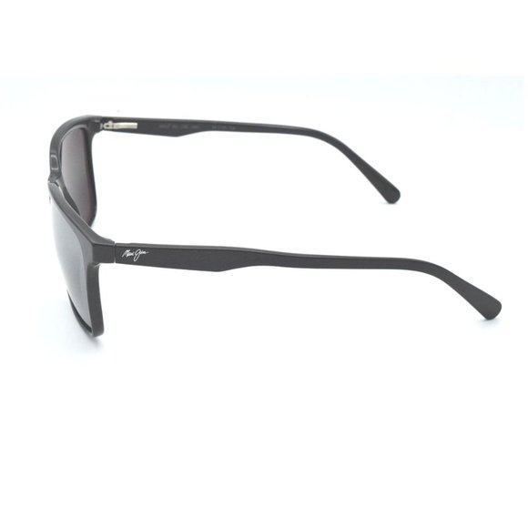 Maui Jim Wild Coast MJ 756-02H Black / Black Mirror Polarized